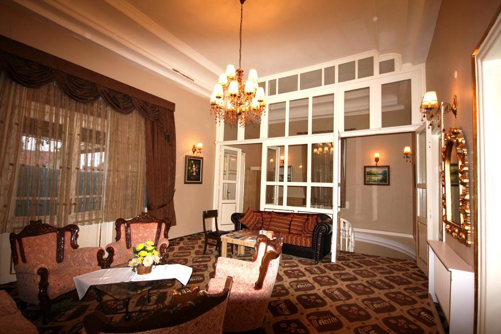 أديرني Antik Hotel المظهر الخارجي الصورة